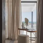 Marbesa Beachside Lux Villa *