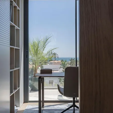 فيلة Marbesa Beachside Lux ماربيا