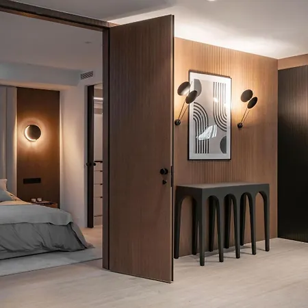 فيلة Marbesa Beachside Lux