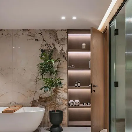 Marbesa Beachside Lux * ماربيا