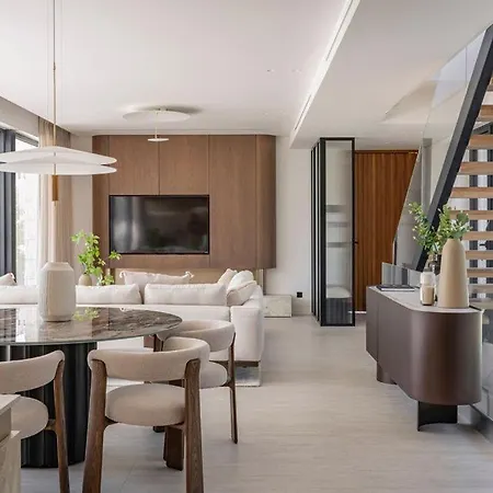 Marbesa Beachside Lux ماربيا