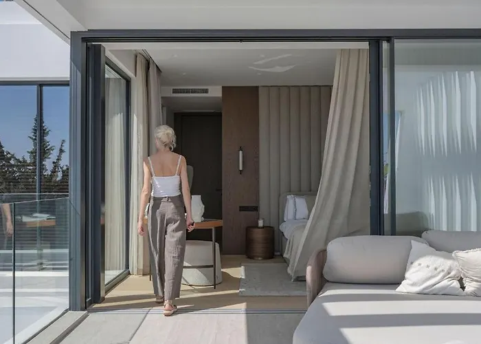 ヴィラ Marbesa Beachside Lux マルベーリャ