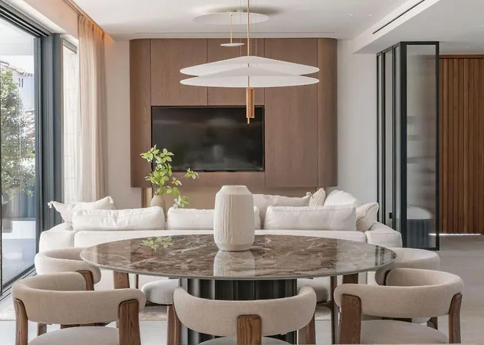 Willa Marbesa Beachside Lux