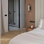 Marbesa Beachside Lux ヴィラ